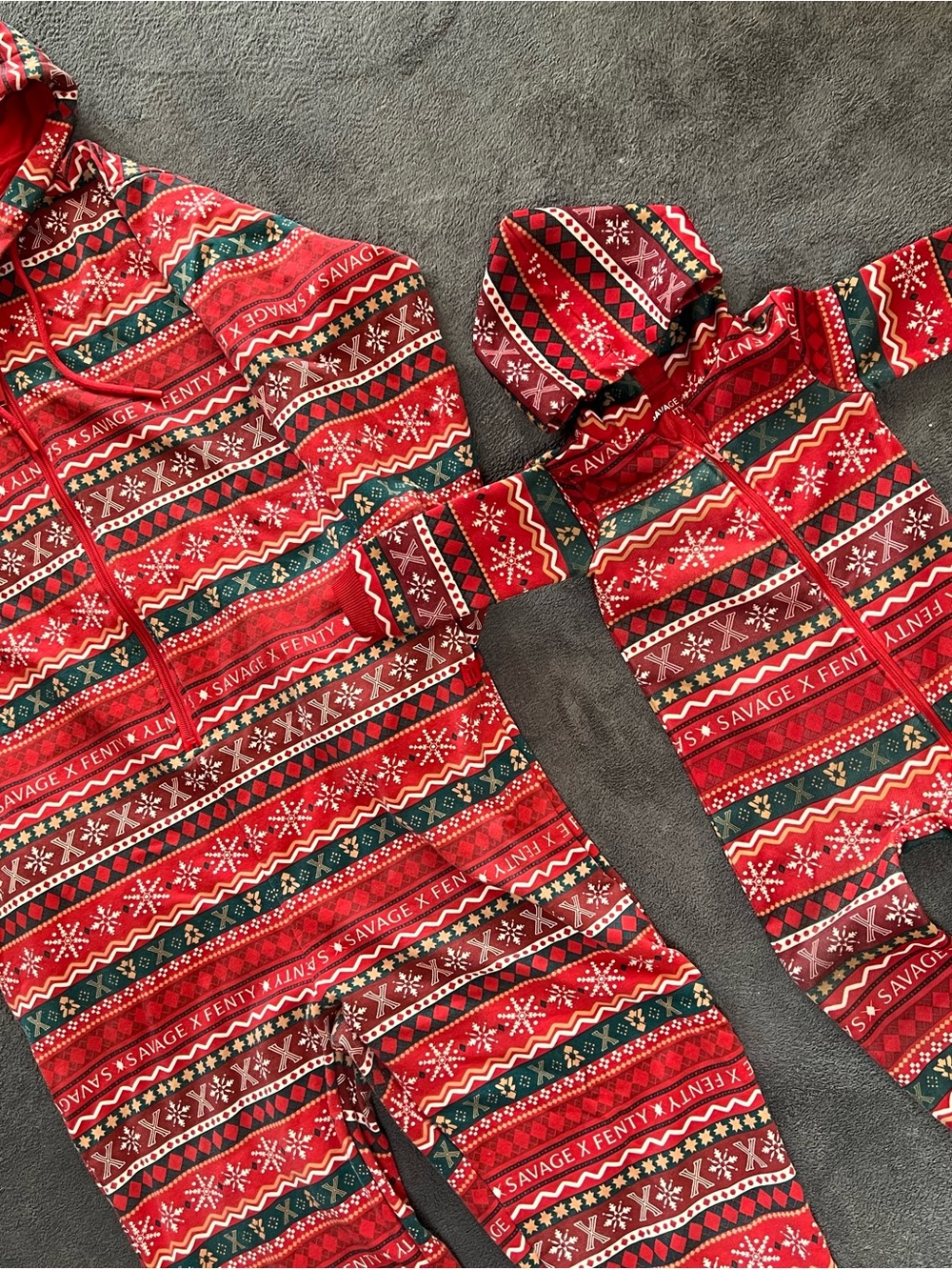 6-9 months Savage X Fenty Red Fair Isle Hooded Kids One-Piece Romper